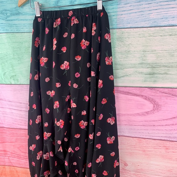 GAP 🌸black with pink flowers floral High Low ruffle trim asymmetrical skirt - Picture 3 of 10